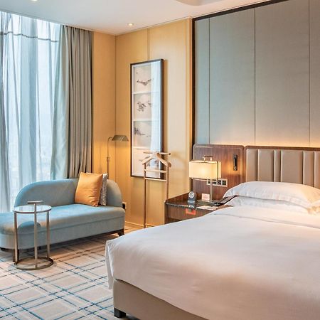 Готель Hilton Fuzhou Фучжоу Екстер'єр фото