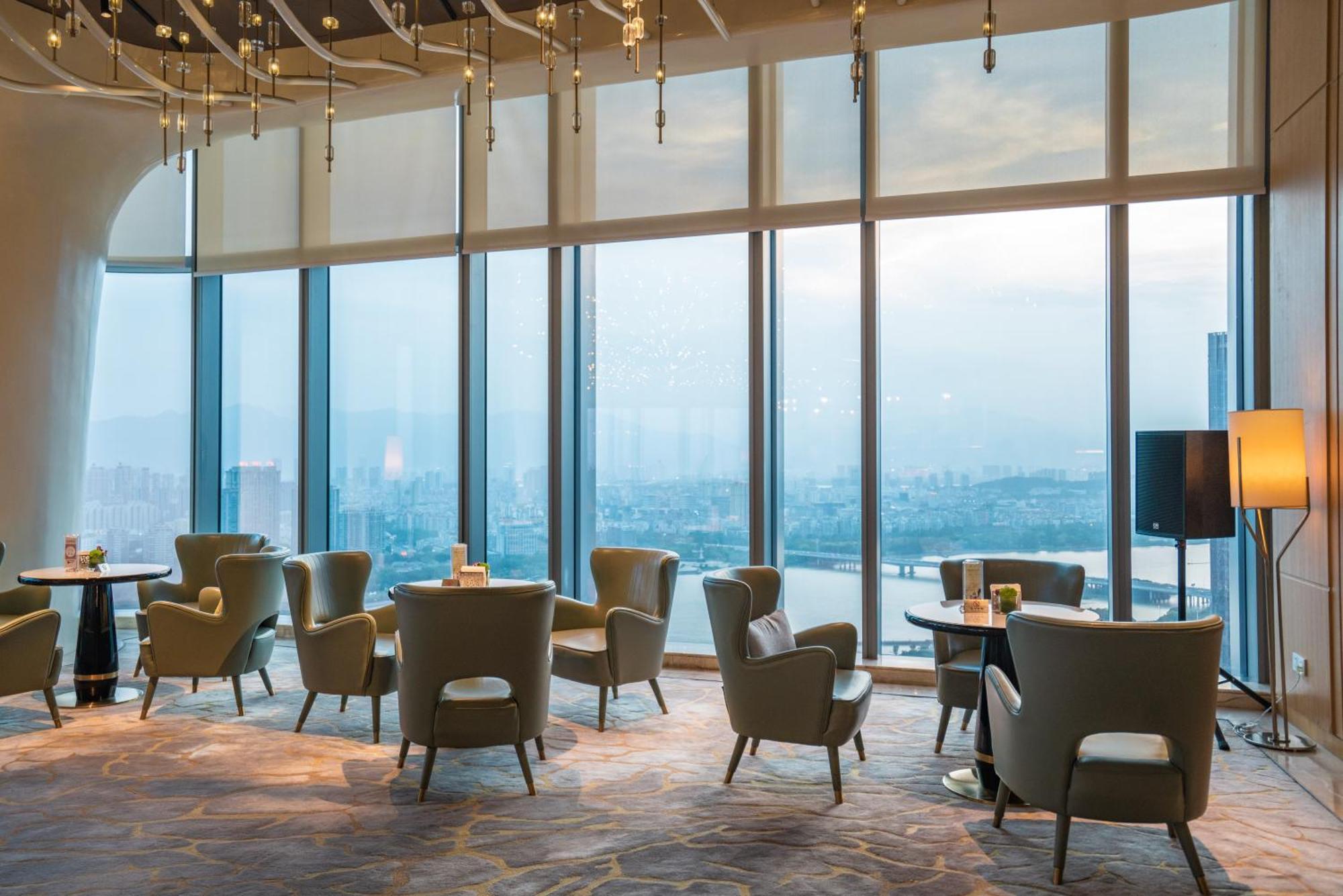 Готель Hilton Fuzhou Фучжоу Екстер'єр фото